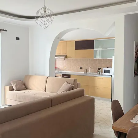 Tirana City Stay דירה טיראנה